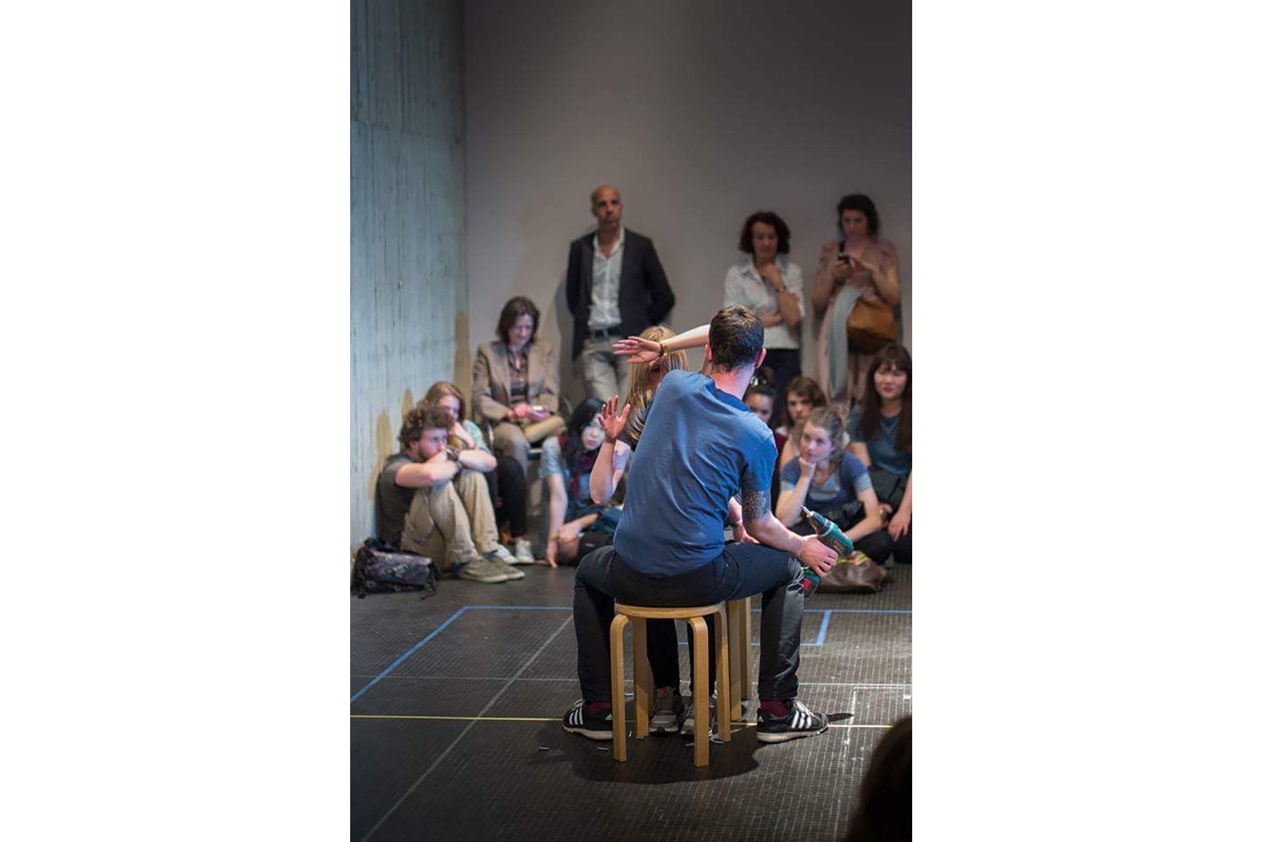 OPJ Cyganek et Julie Poulain, Des vis, 2015