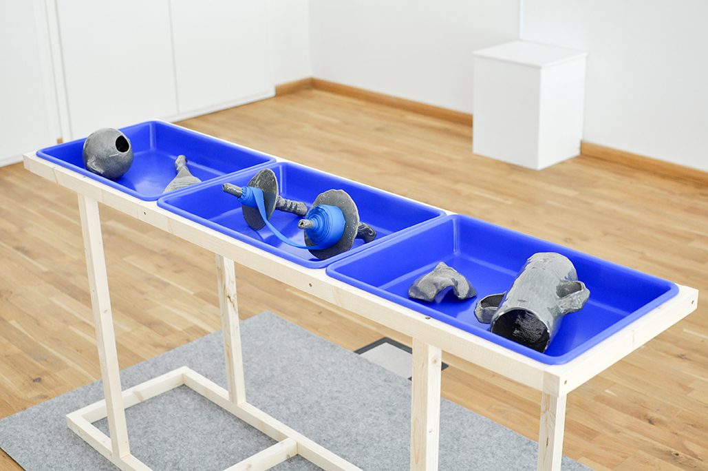 Opj Cyganek et Julie Poulain, Control (version 2), 2019
