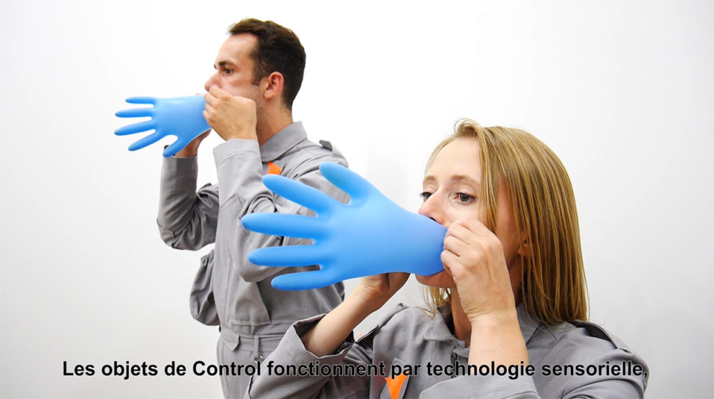 Control (version 2), OPJ Cyganek et Julie Poulain
