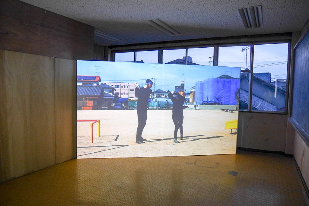 OPJ Cyganek et Julie Poulain, REPETITIONS: performance n°2